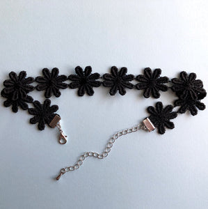 Black Daisy Choker